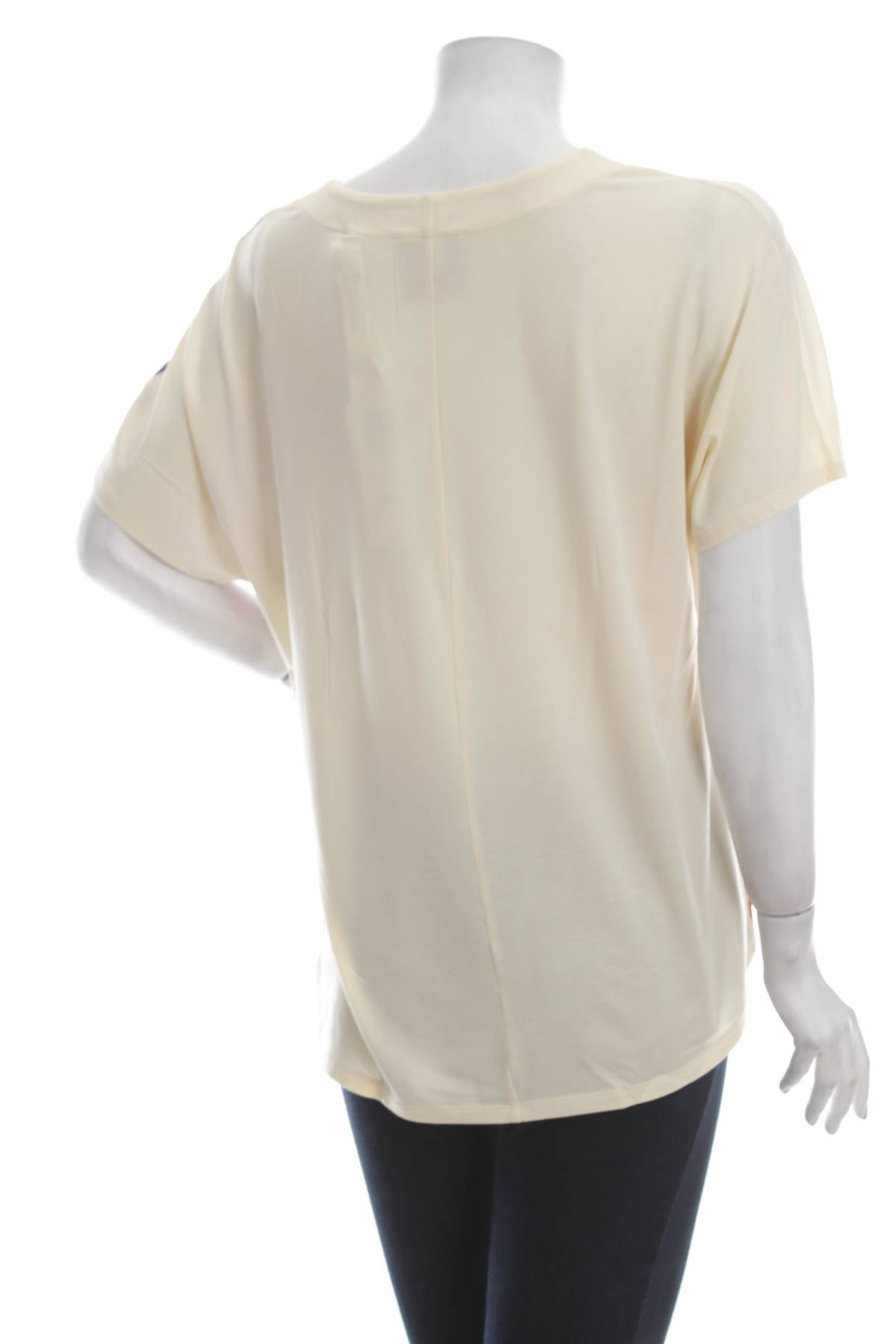 Γυναικεία μπλούζα Triumph x Wilde House2 - Contourshop.gr Γυναικεία μπλούζα Triumph x Wilde House2