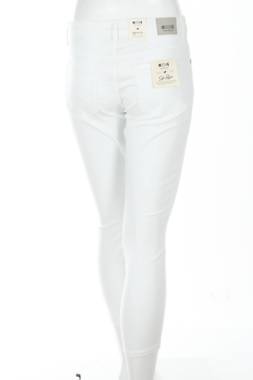 Γυναικεία τζιν Mustang2