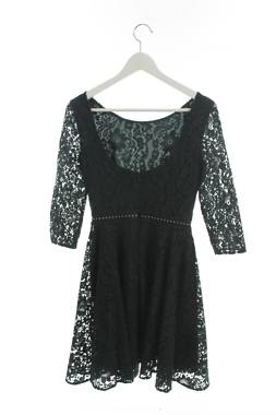 Рокля Guess2