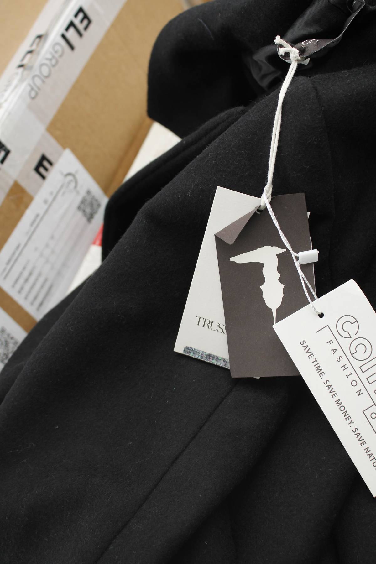 Дамско палто Trussardi4