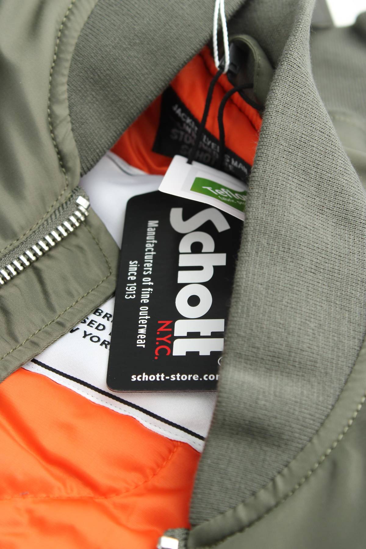 Мъжки елек Schott3