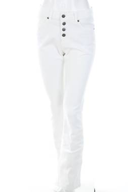 Дамски дънки Arizona1