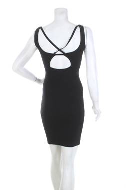 Φορέματα Chiquelle2