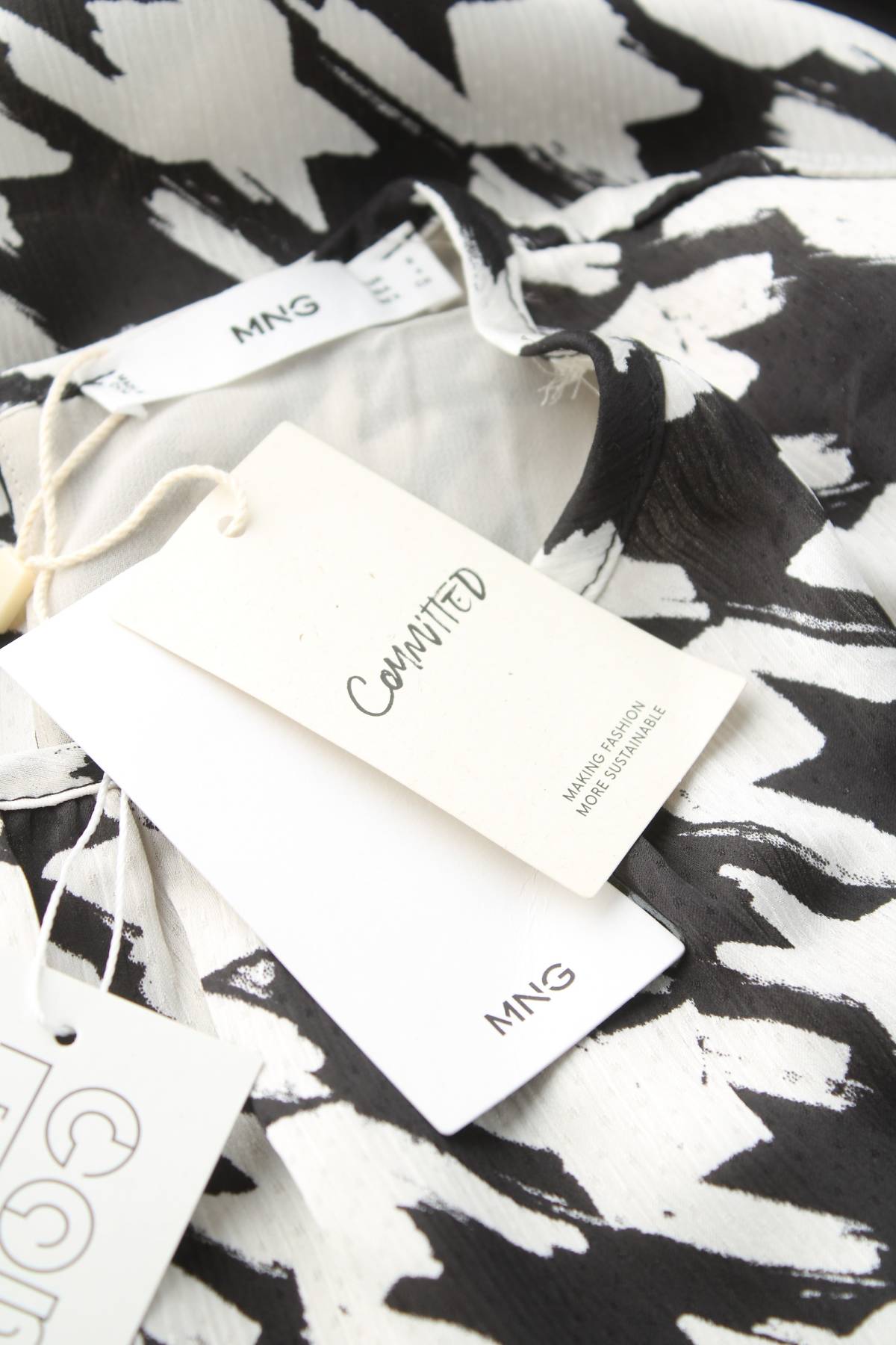 Φορέματα Mango3