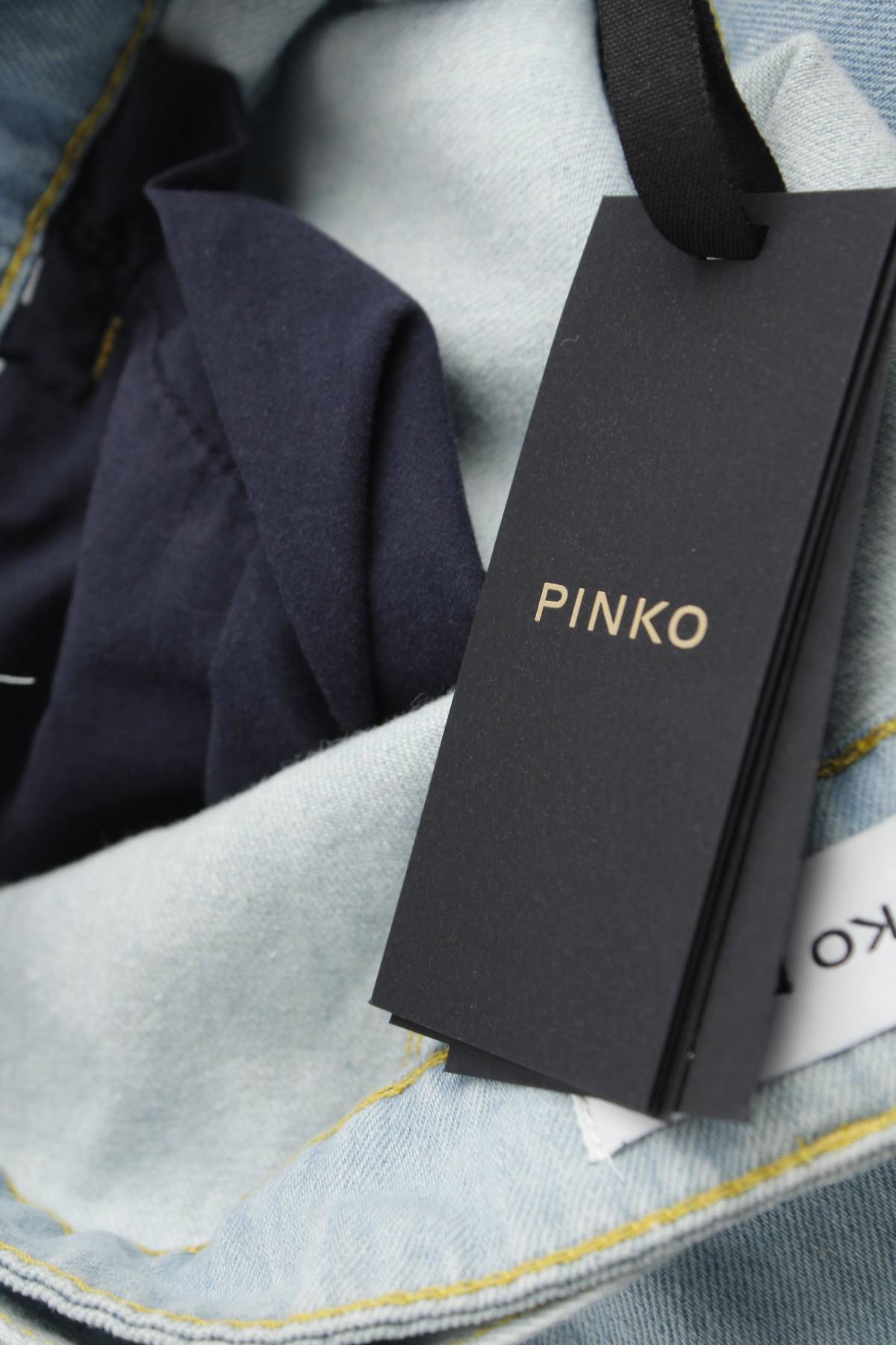 Дамски къси дънки Pinko3 - Contour.bg Дамски къси дънки Pinko3