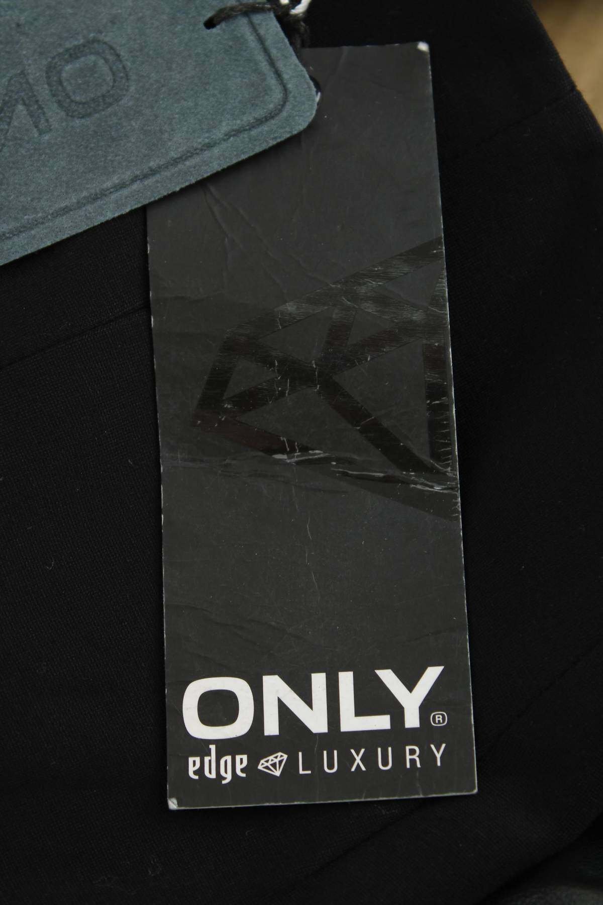 Кожена пола Only3