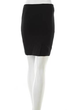 Кожена пола Only2