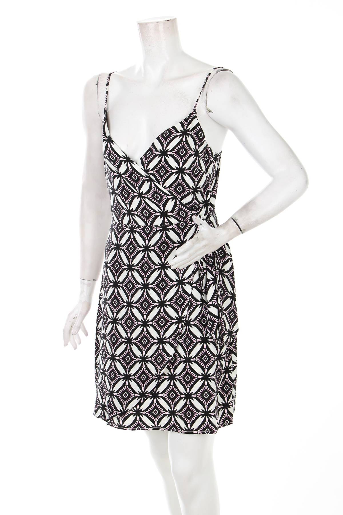 Φορέματα Only1