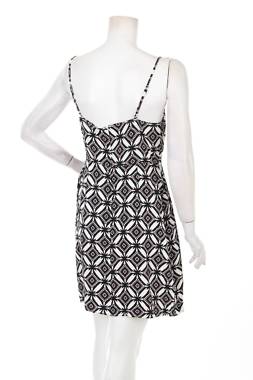 Φορέματα Only2