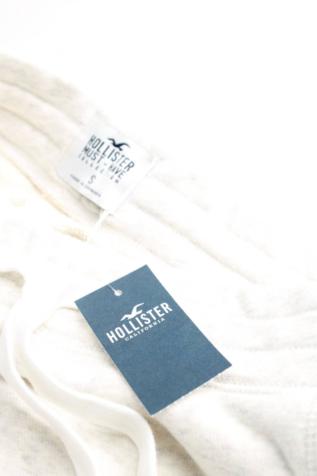 Мъжки къс панталон Hollister3 - Contour.bg Мъжки къс панталон Hollister3