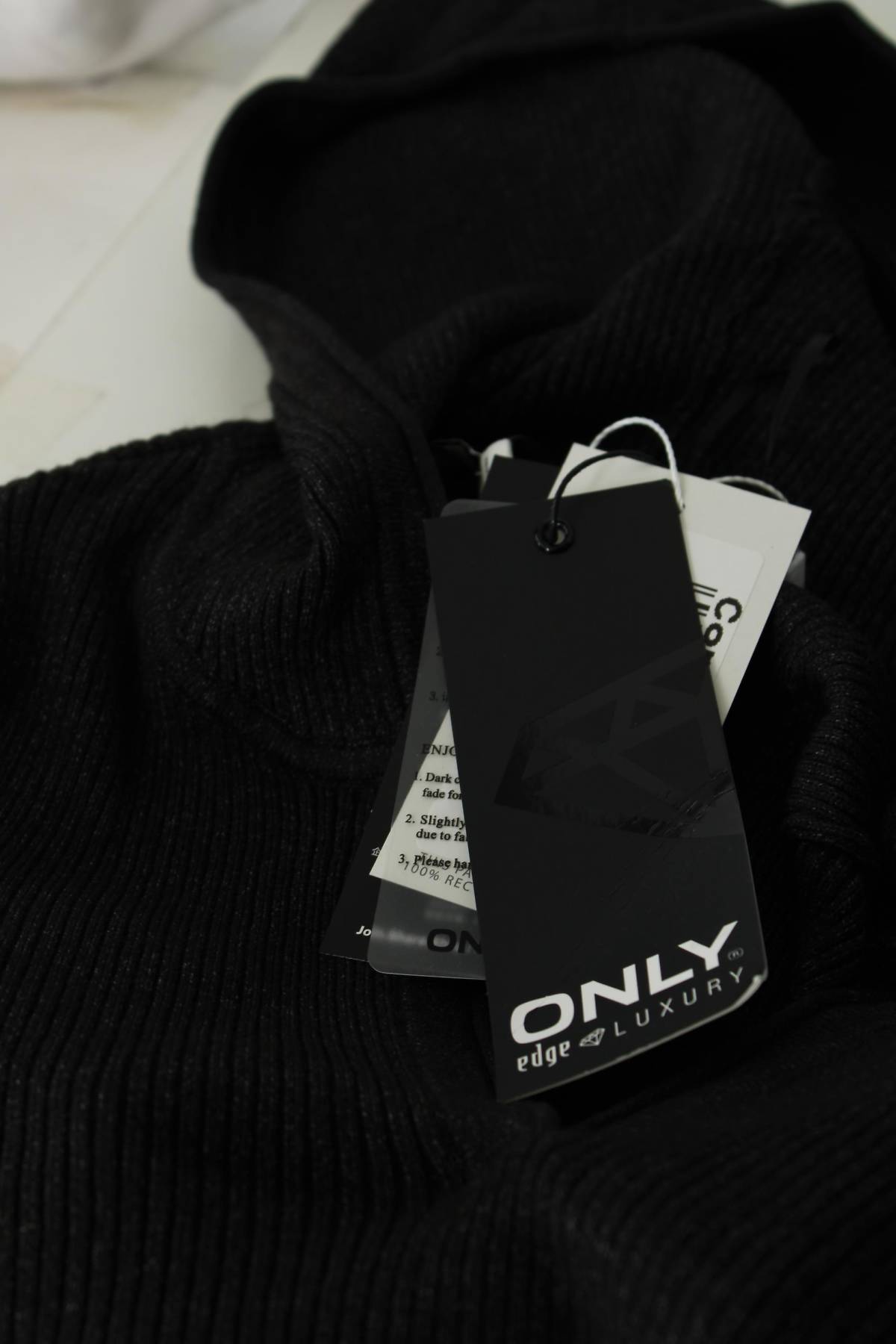 Дамски пуловер Only3