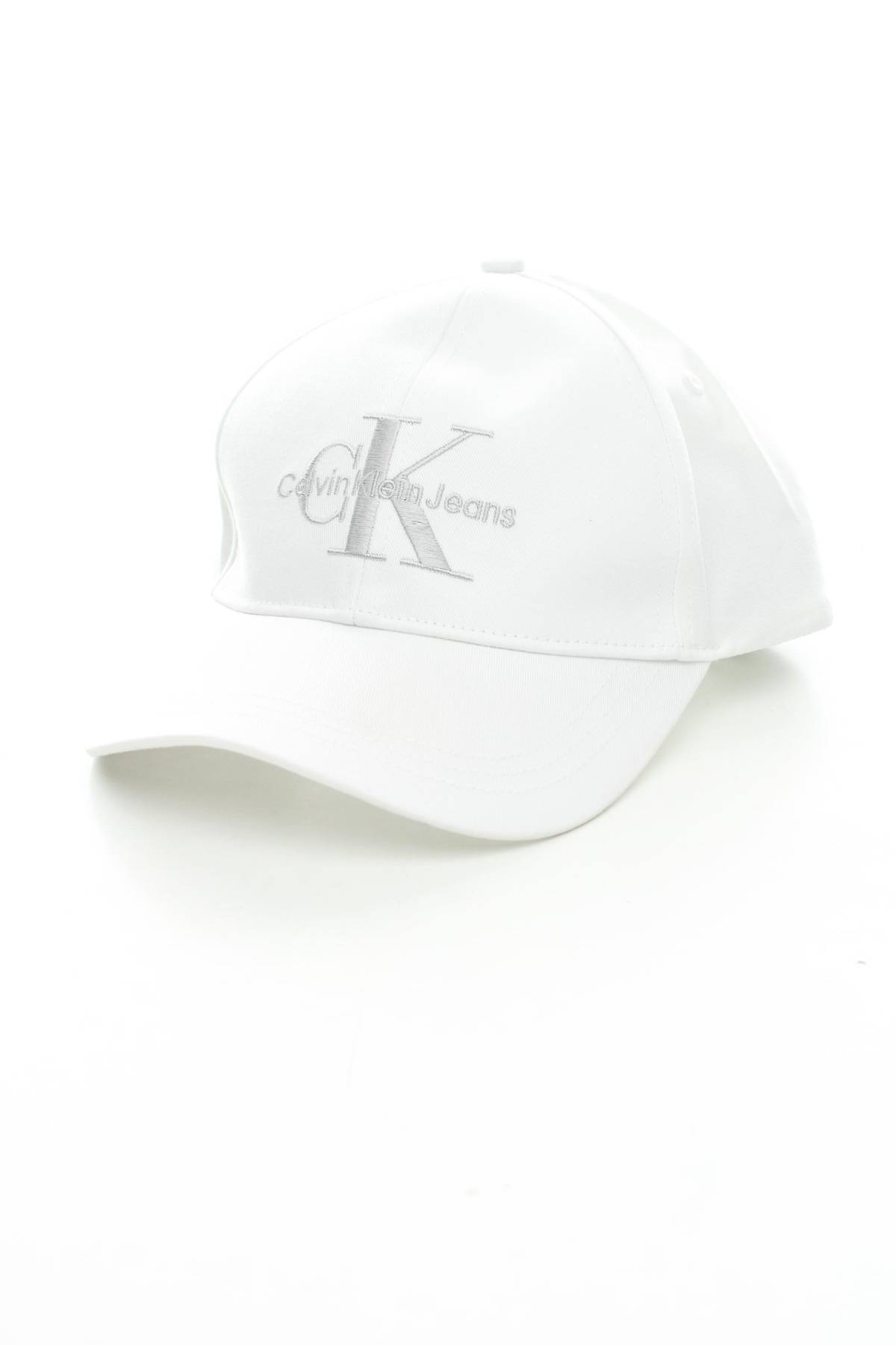 Шапка Calvin Klein Jeans1