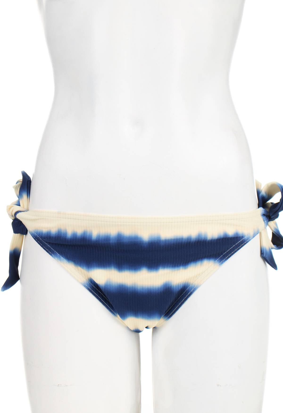 Бански долнище Triumph1 - Contour.bg Бански долнище Triumph1