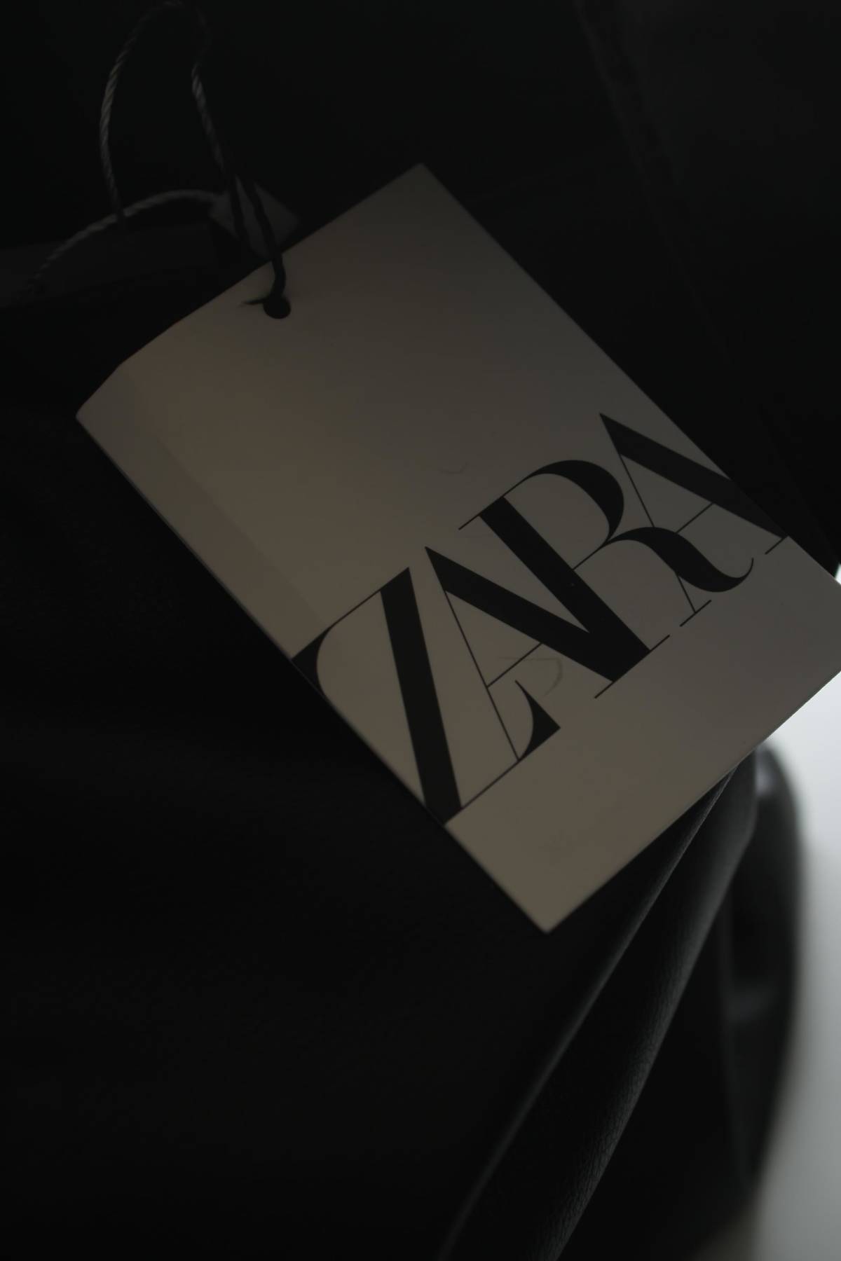 Дамска кожена чанта Zara4