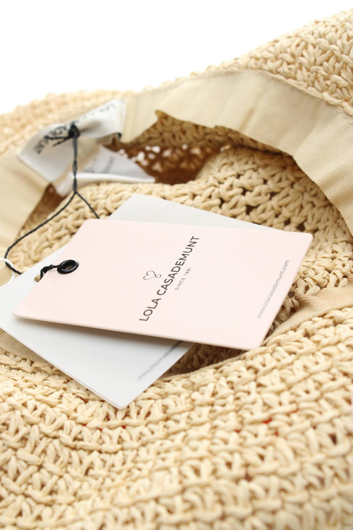 Шапка Lola Casademunt3