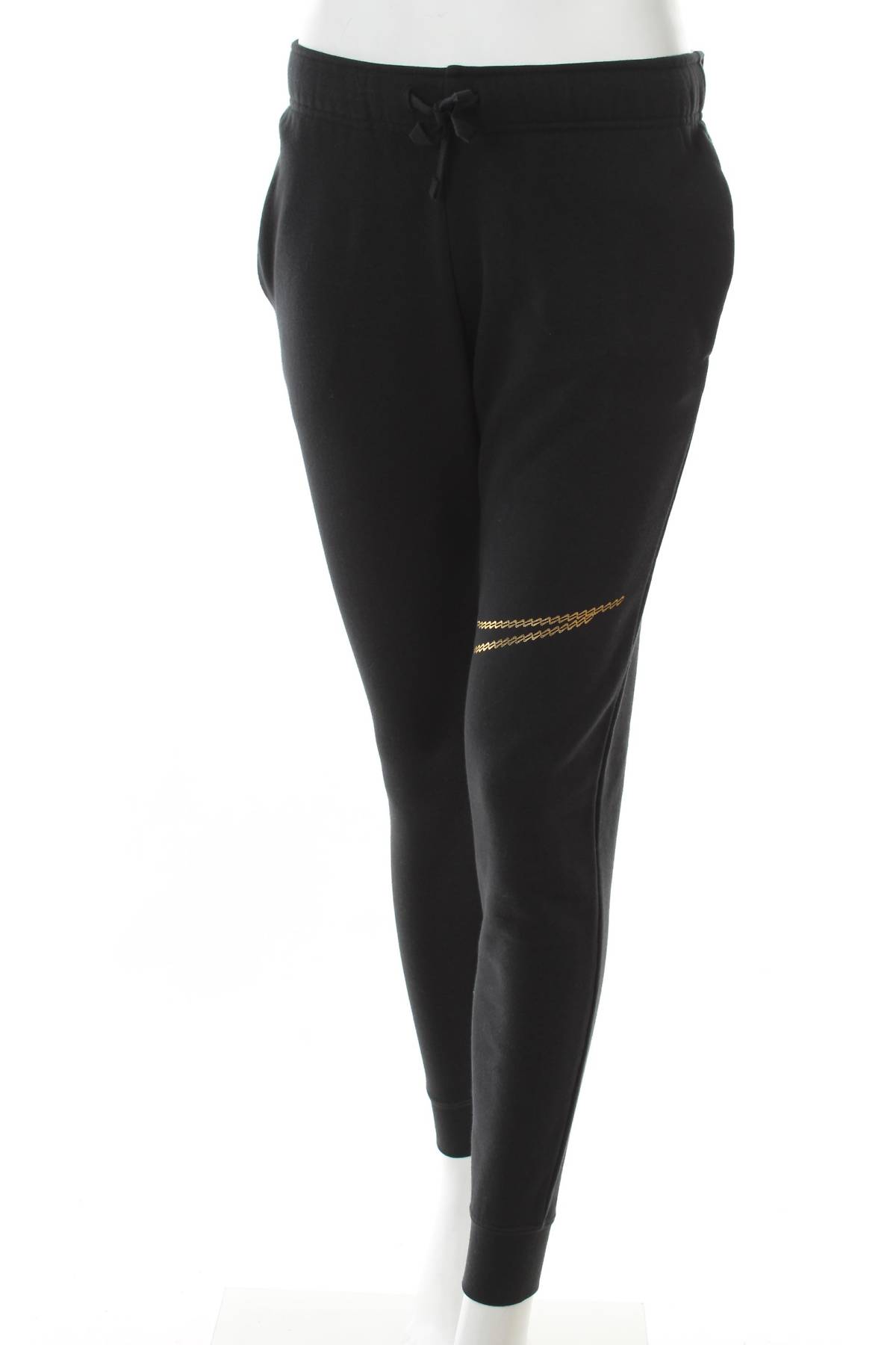 Дамско спортно долнище Nike1