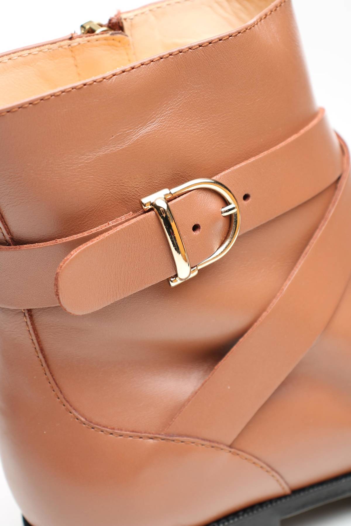 Дамски боти Tod's5