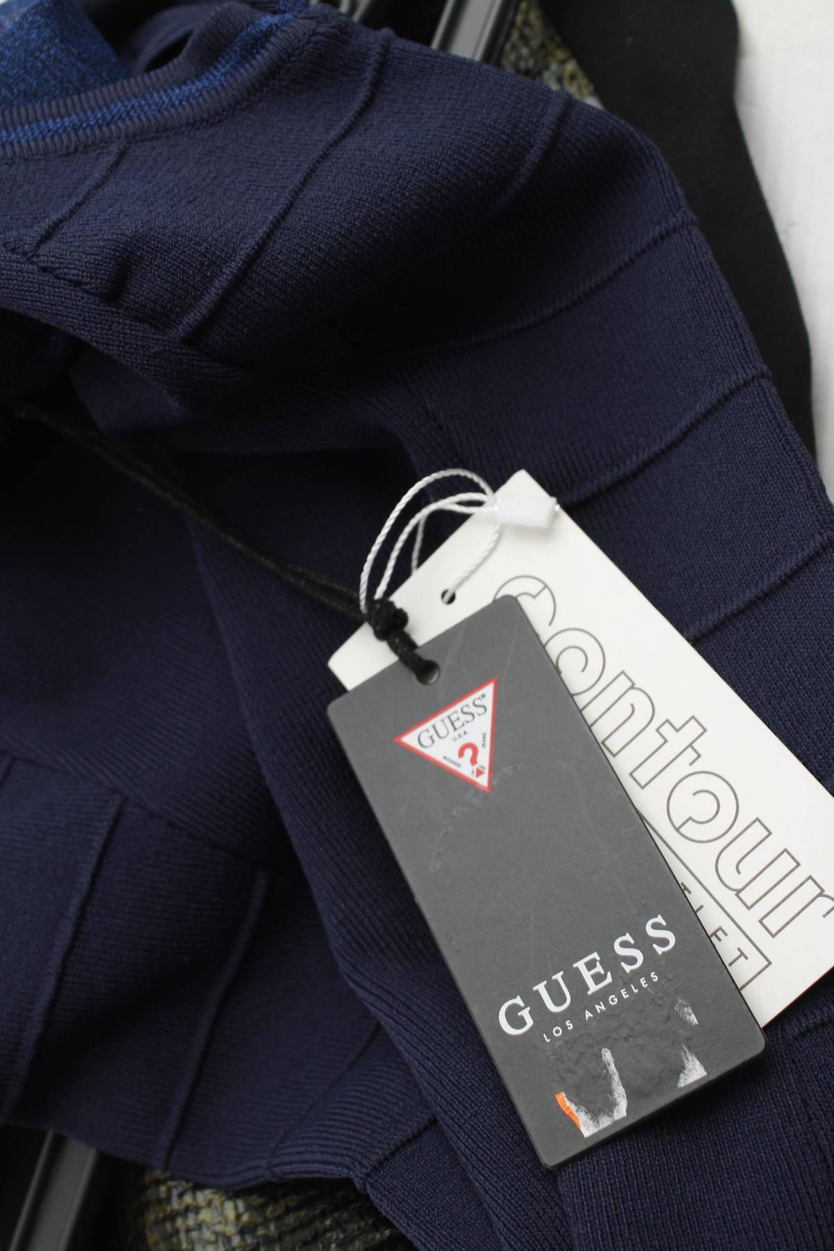 Рокля Guess3