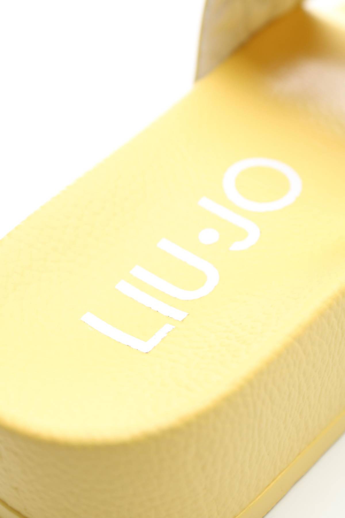 Чехли Liu Jo4 - Contour.bg Чехли Liu Jo4