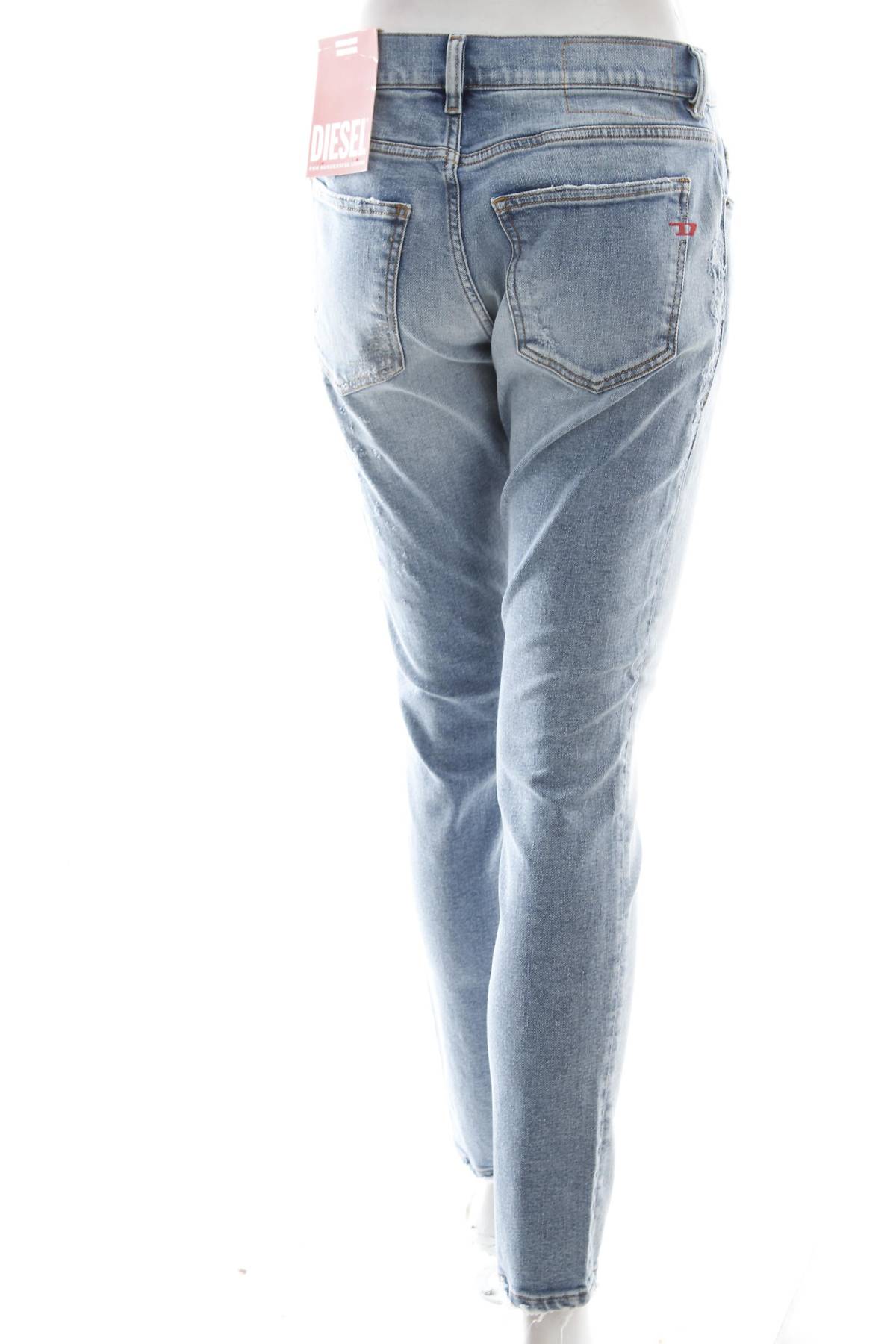Γυναικεία τζιν Diesel2