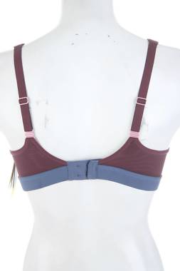 Спортен сутиен Triumph Triaction2