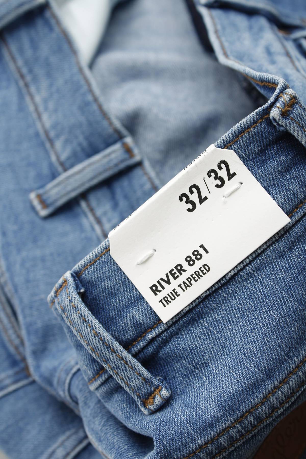Мъжки дънки Wrangler3 - Contour.bg Мъжки дънки Wrangler3