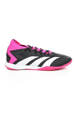 Футболни обувки Adidas1