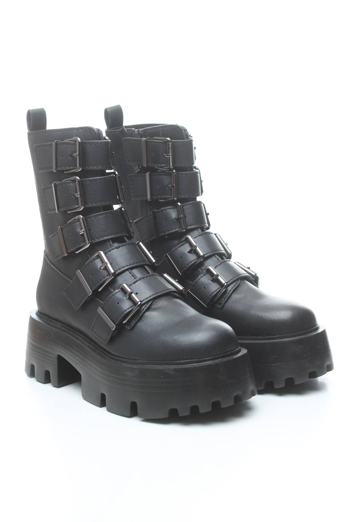 Γυναικεία μποτάκια Steve Madden3