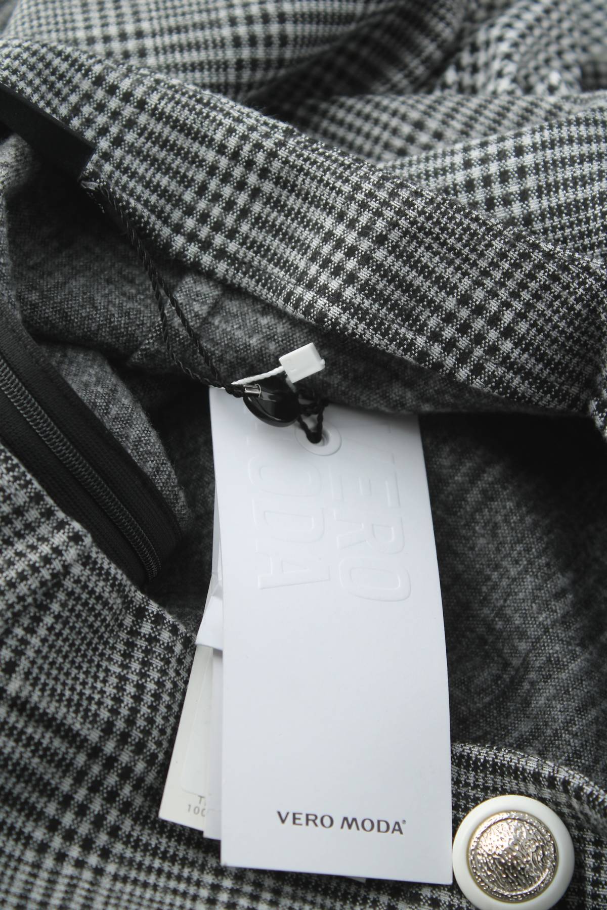Φούστα Vero Moda3