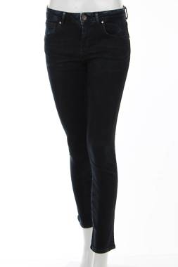 Γυναικεία τζιν Guess By Marciano1 - Contourshop.gr Γυναικεία τζιν Guess By Marciano1