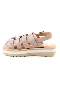 Σανδάλια Kickers2