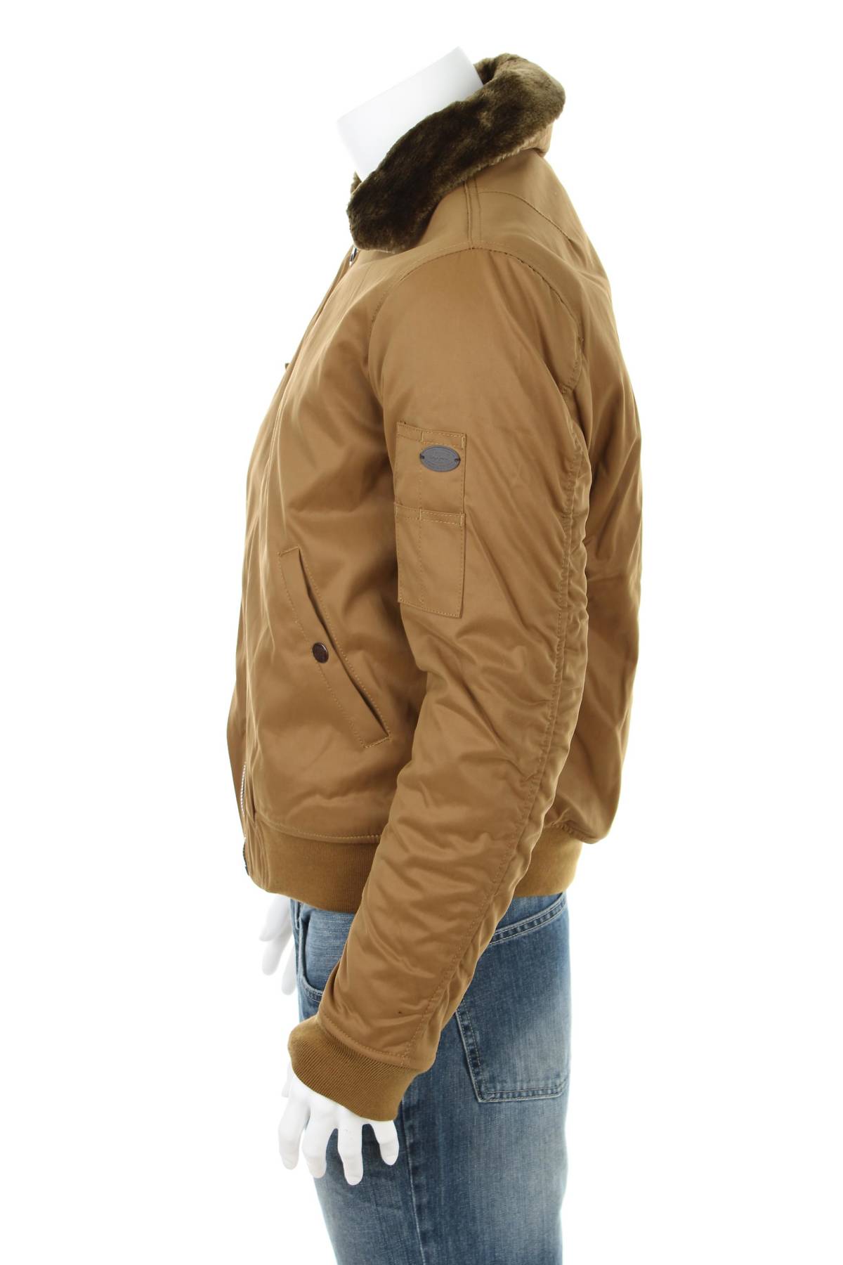 Мъжко яке Pepe Jeans3 - Contour.bg Мъжко яке Pepe Jeans3