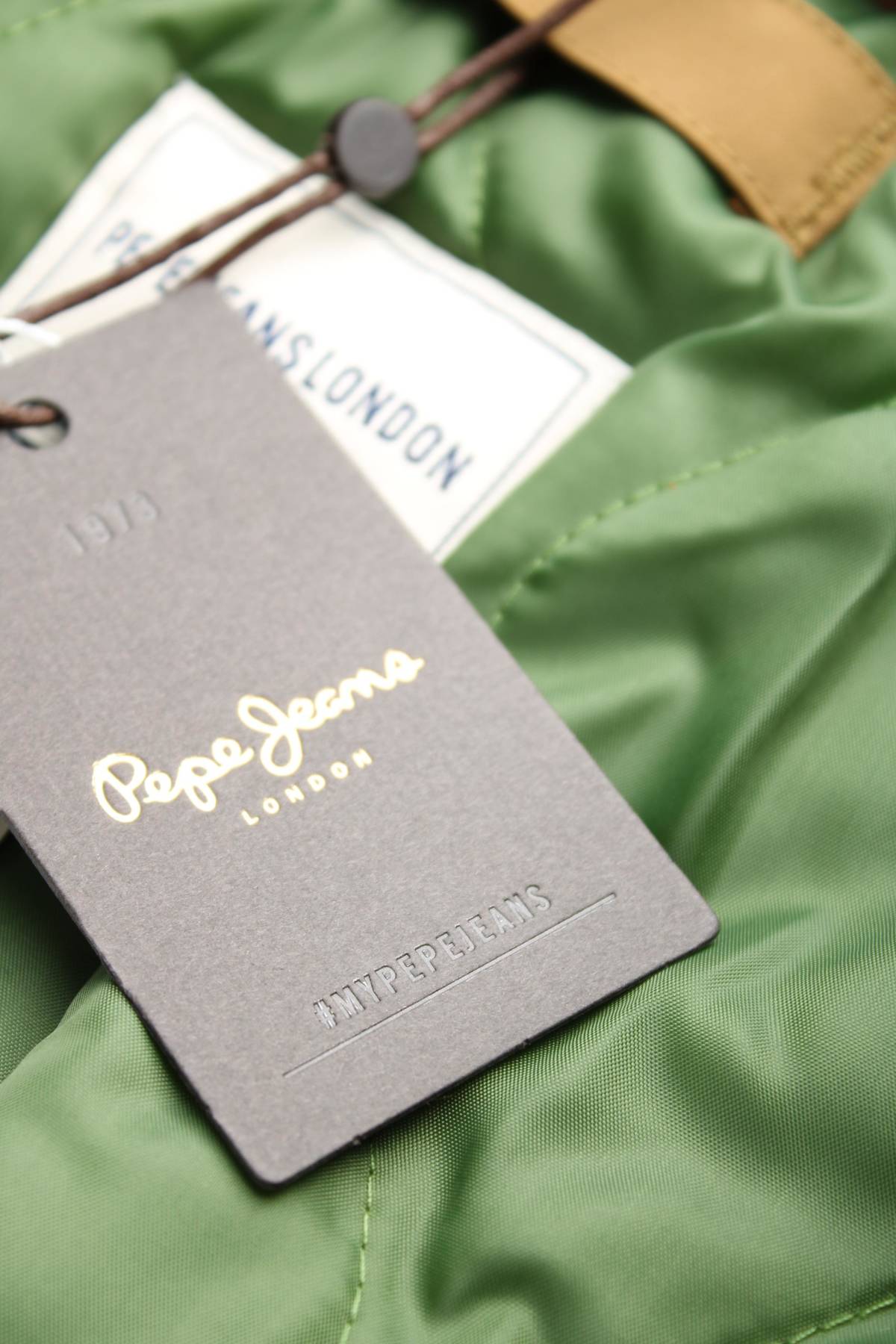 Мъжко яке Pepe Jeans4 - Contour.bg Мъжко яке Pepe Jeans4