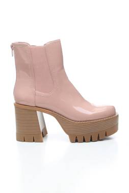 Дамски боти Steve Madden1