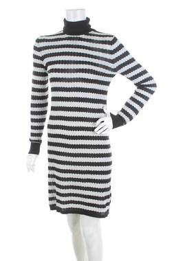 Рокля Pepe Jeans1