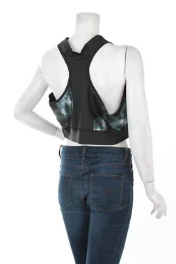 Γυνικείο αθλητικό αμάνικο Reebok2