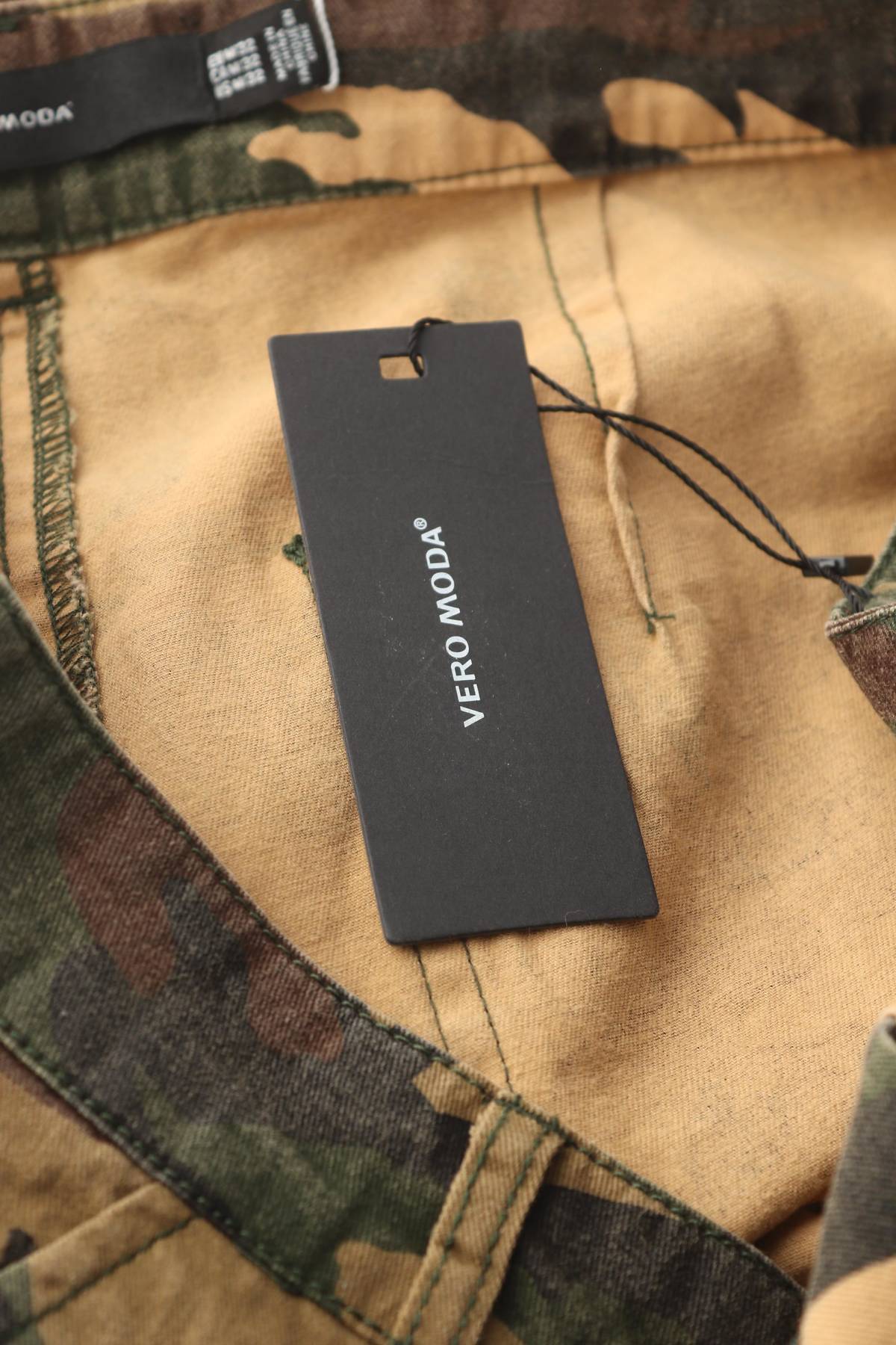 Γυναικείο παντελόνι Vero Moda3 - Contourshop.gr Γυναικείο παντελόνι Vero Moda3