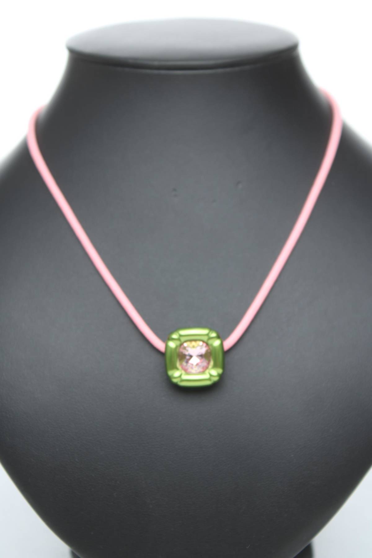 Κολιέ Swarovski1