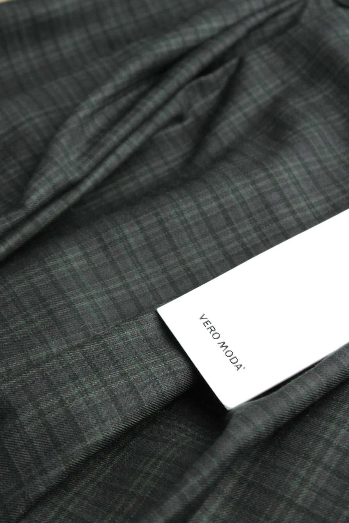 Φούστα Vero Moda3