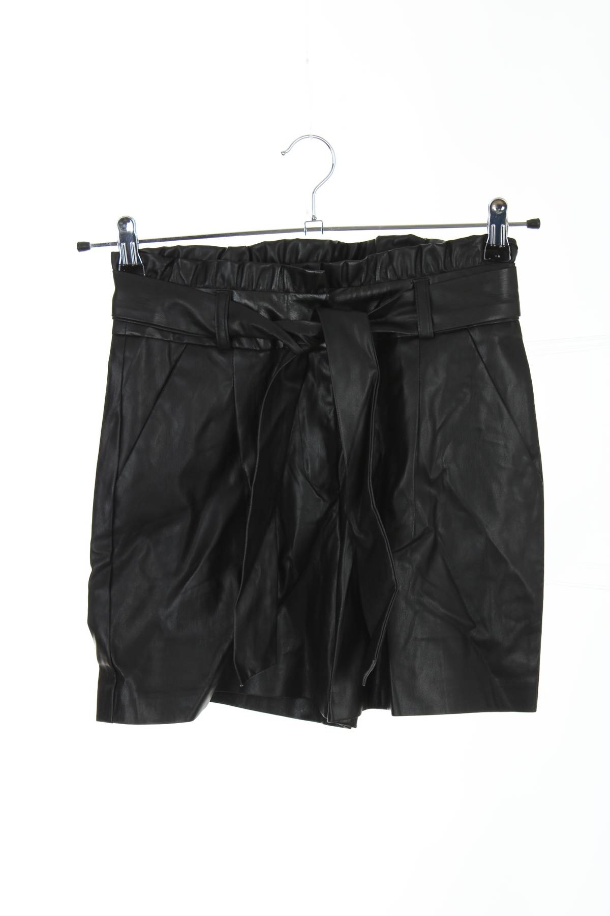 Дамски къс кожен панталон DANTE61