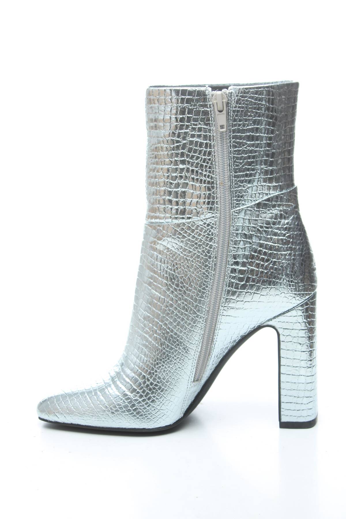 Дамски боти Steve Madden2