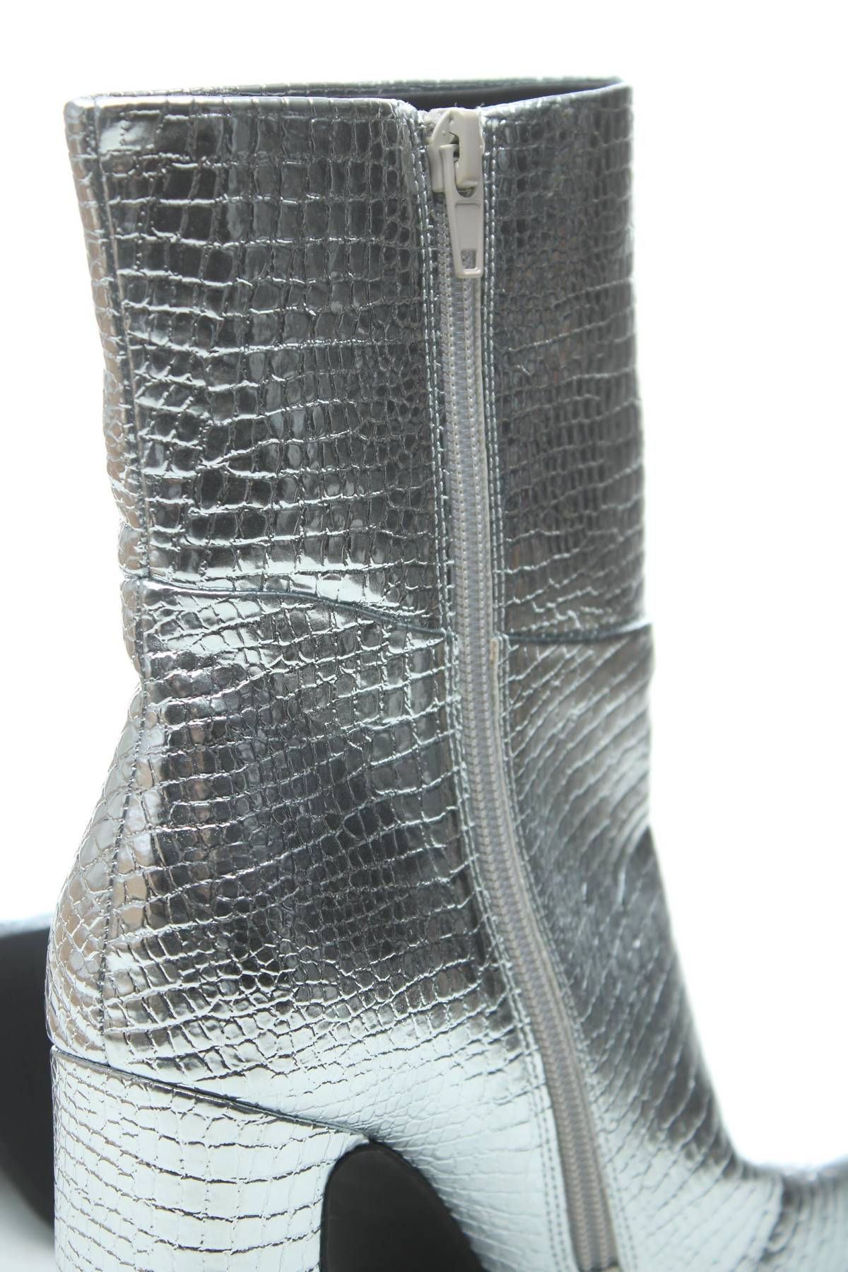 Дамски боти Steve Madden5