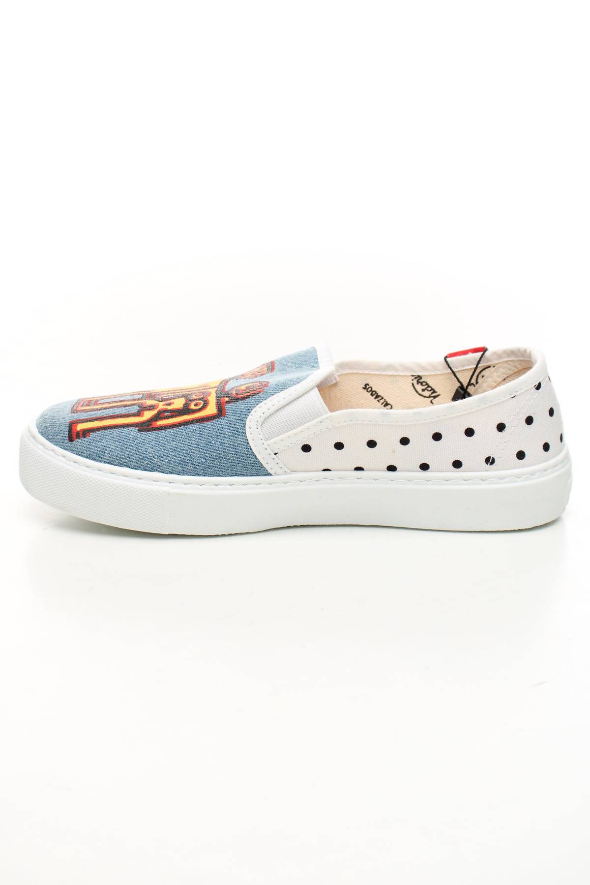 Sneakers Desigual x Victoria2 - Contourshop.gr Sneakers Desigual x Victoria2