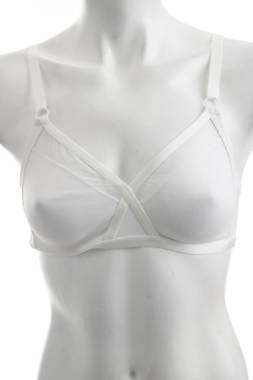 Сутиен Naturana1