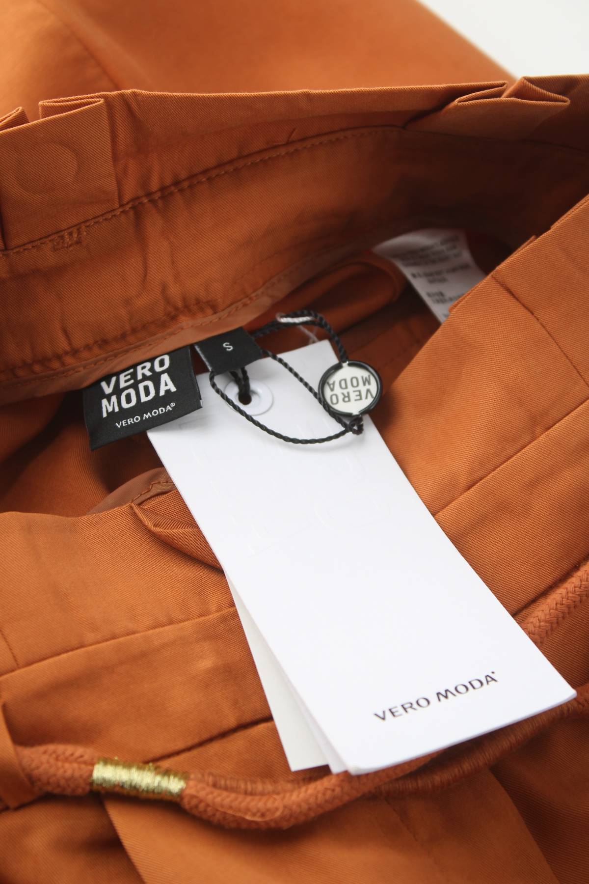 Γυναικείο παντελόνι Vero Moda3