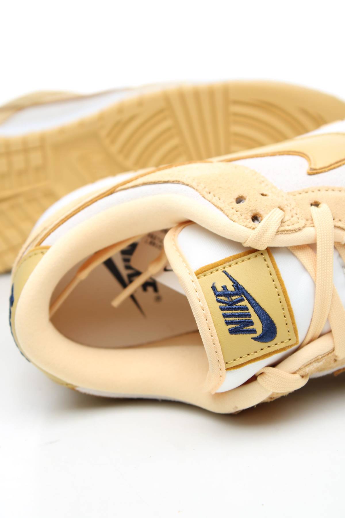 Кецове Nike5 - Contour.bg Кецове Nike5