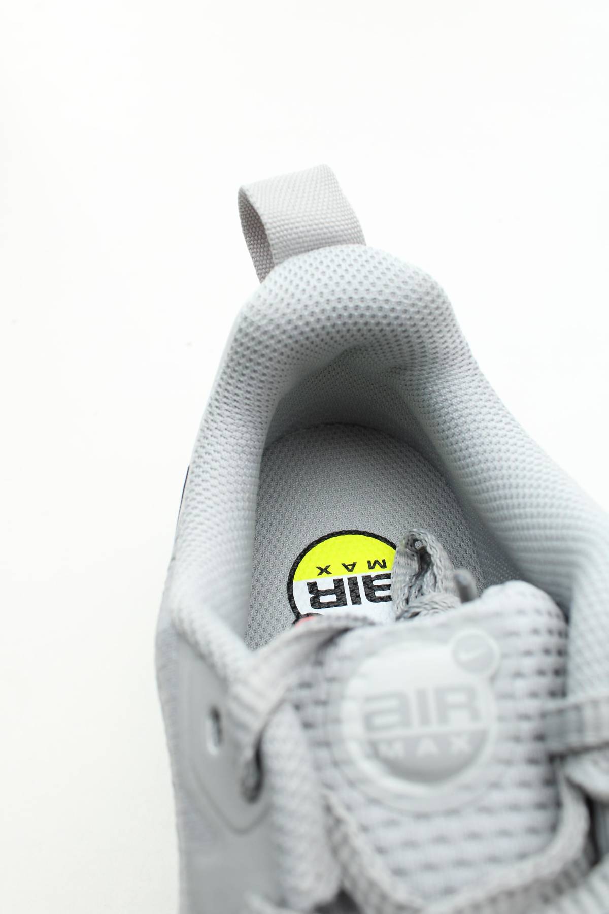 Маратонки Nike Air Max5 - Contour.bg Маратонки Nike Air Max5