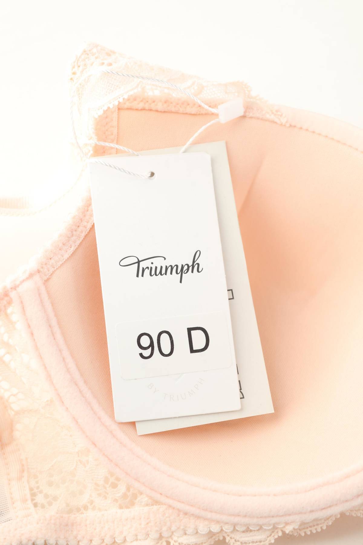Сутиен Triumph3 - Contour.bg Сутиен Triumph3