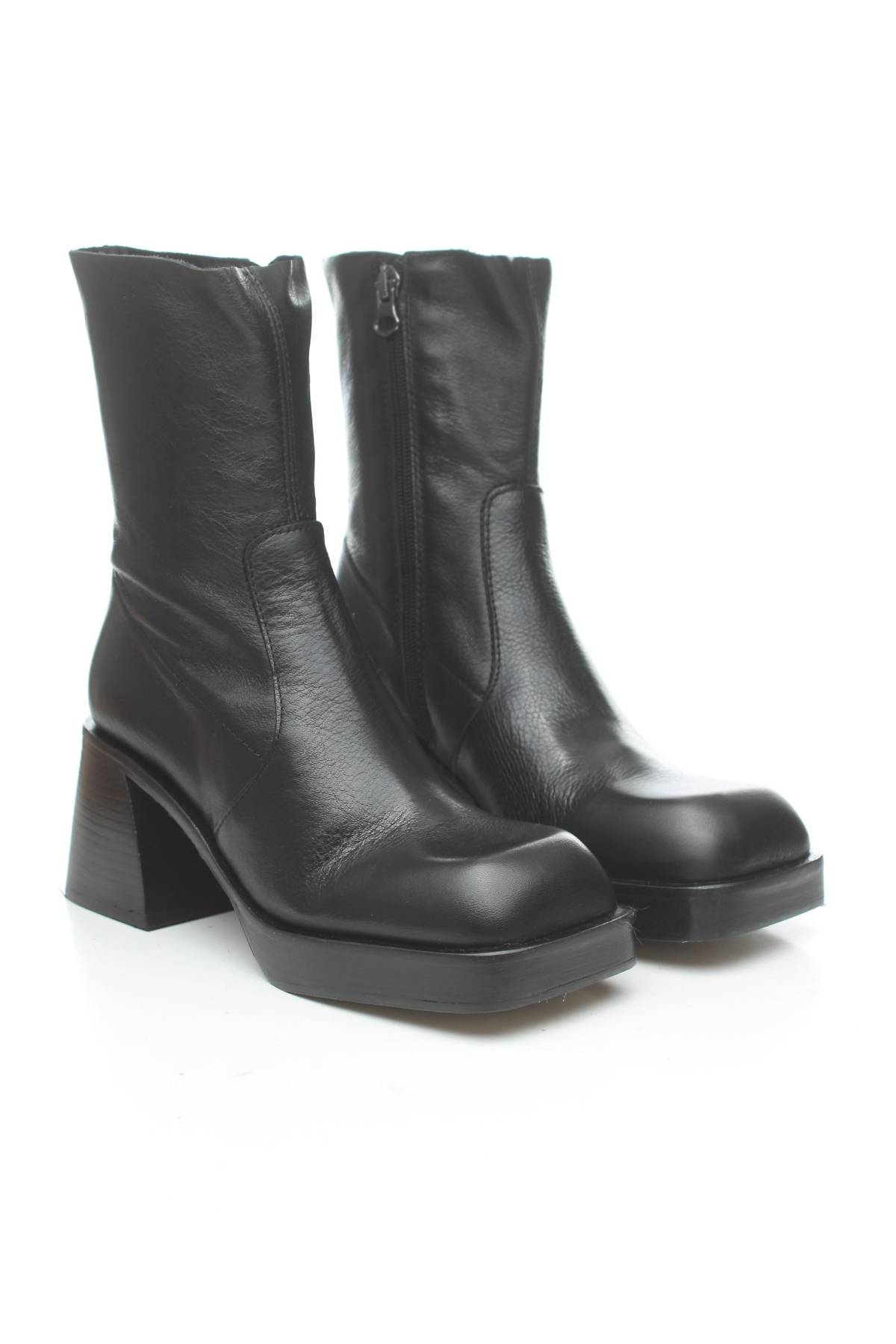 Γυναικεία μποτάκια Jonak3