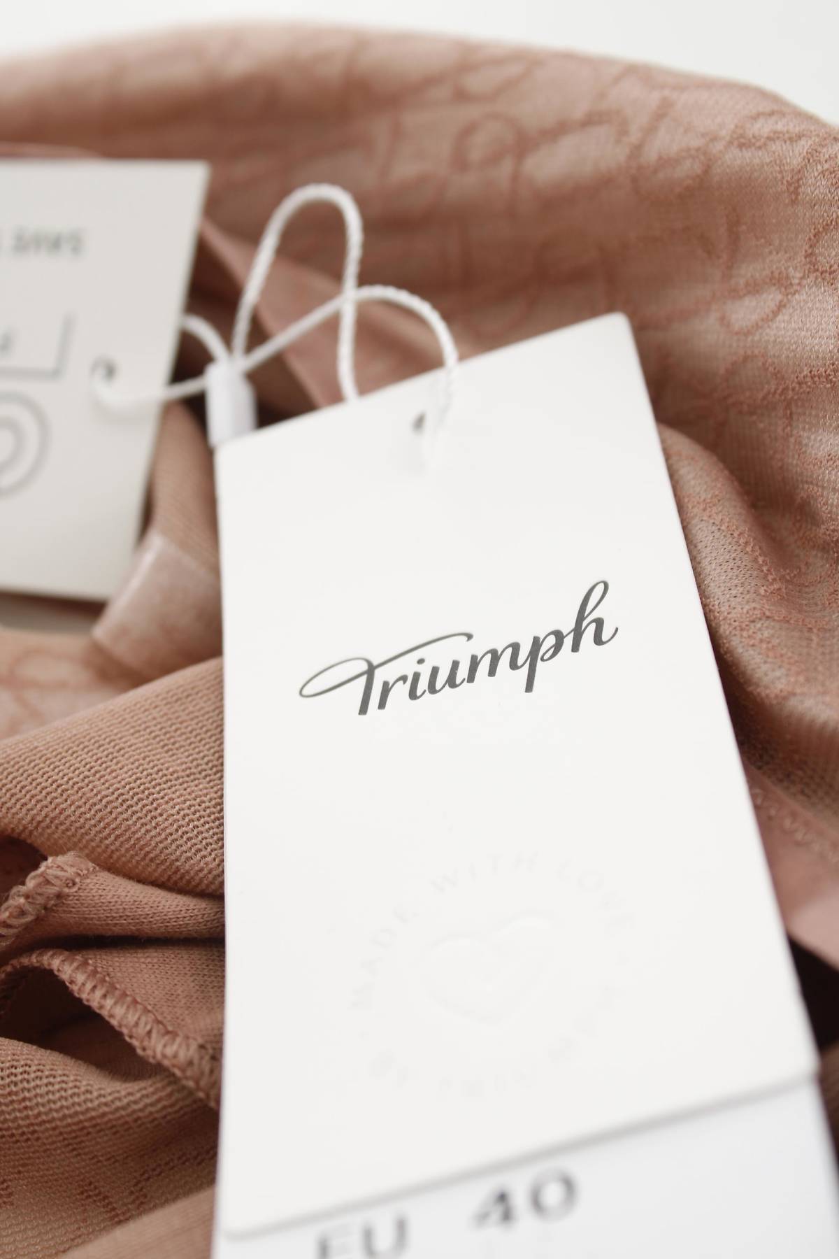 Оформящо бельо Triumph3 - Contour.bg Оформящо бельо Triumph3
